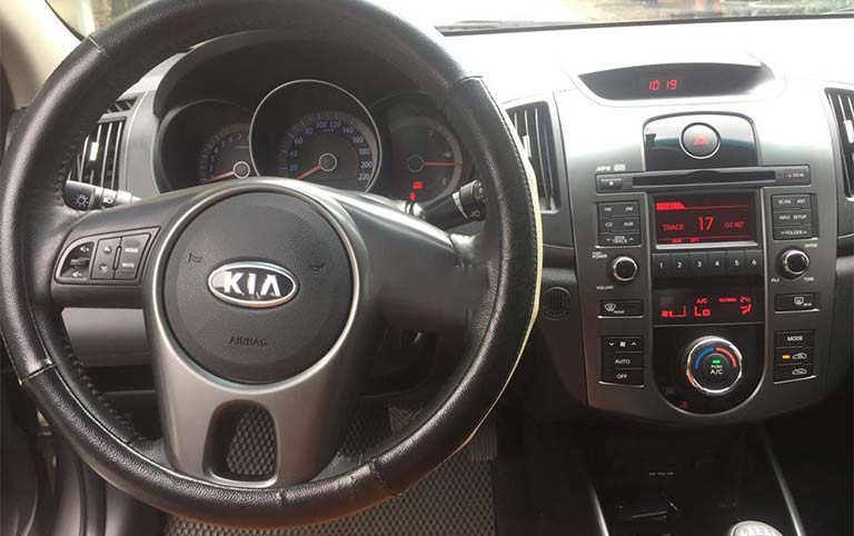 kia forte 4
